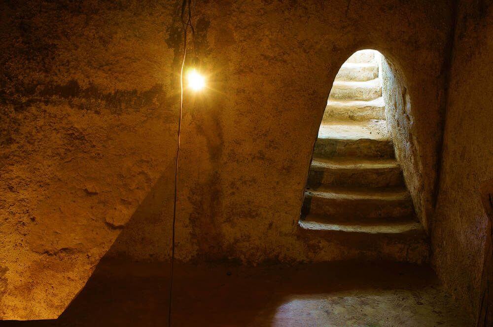 Cu Chi tunnels