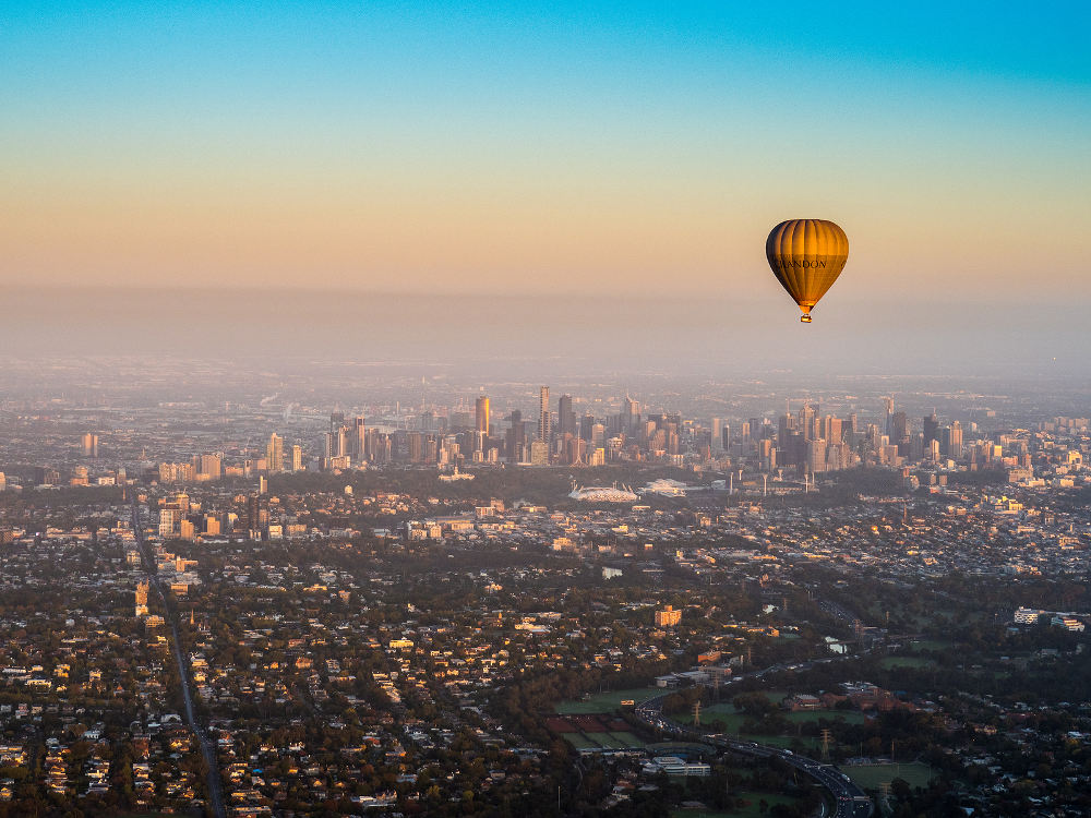 Melbourne is een geweldige stad waar ontzettend veel te doen is. Maar waar begin je? De meeste reizigers blijven hier een aantal dagen voordat ze verder reizen en in een aantal dagen kun je lang niet alles doen. Geen paniek! Wij hebben de 20 leukste dingen om te doen in Melbourne op een rij gezet.